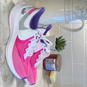 NIKE ZOOM WINFLO SHOES!